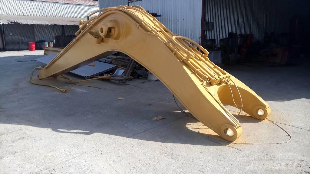 CAT 245 Μπούμες και κουτάλες