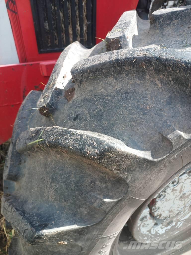 Massey Ferguson 2725 Τρακτέρ