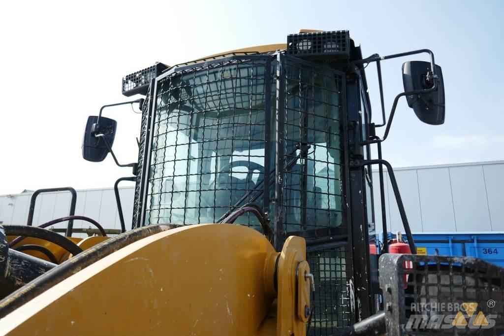 CAT Cab guards Καμπίνες και εσωτερικό