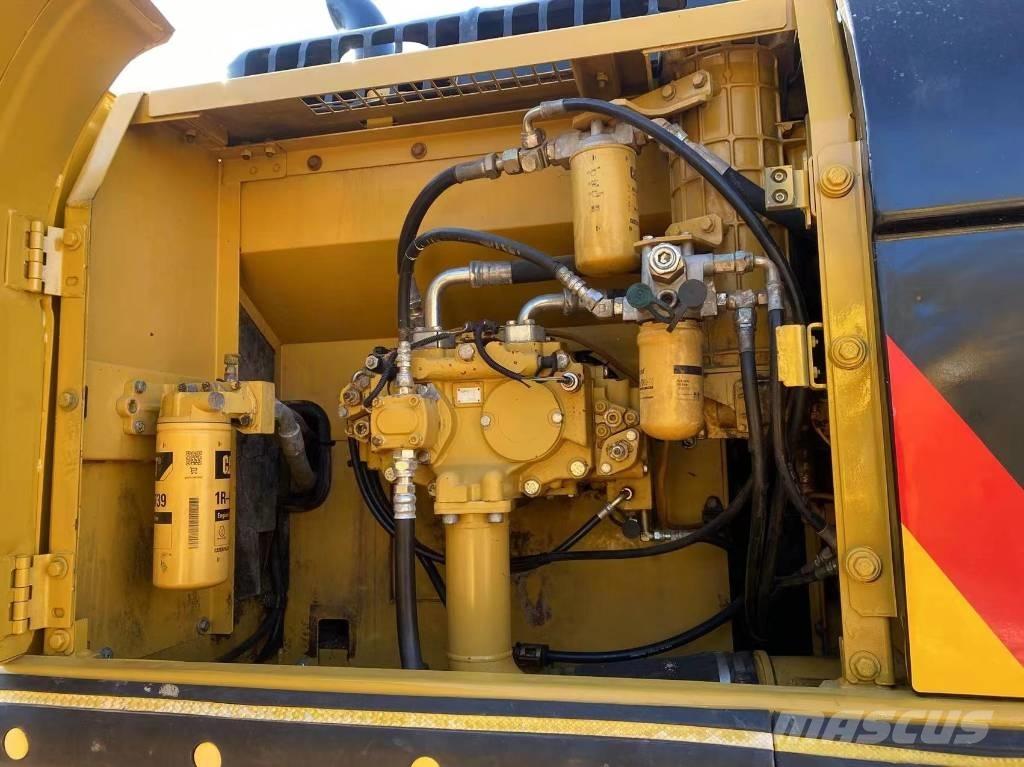 CAT 325 D Εκσκαφείς με ερπύστριες