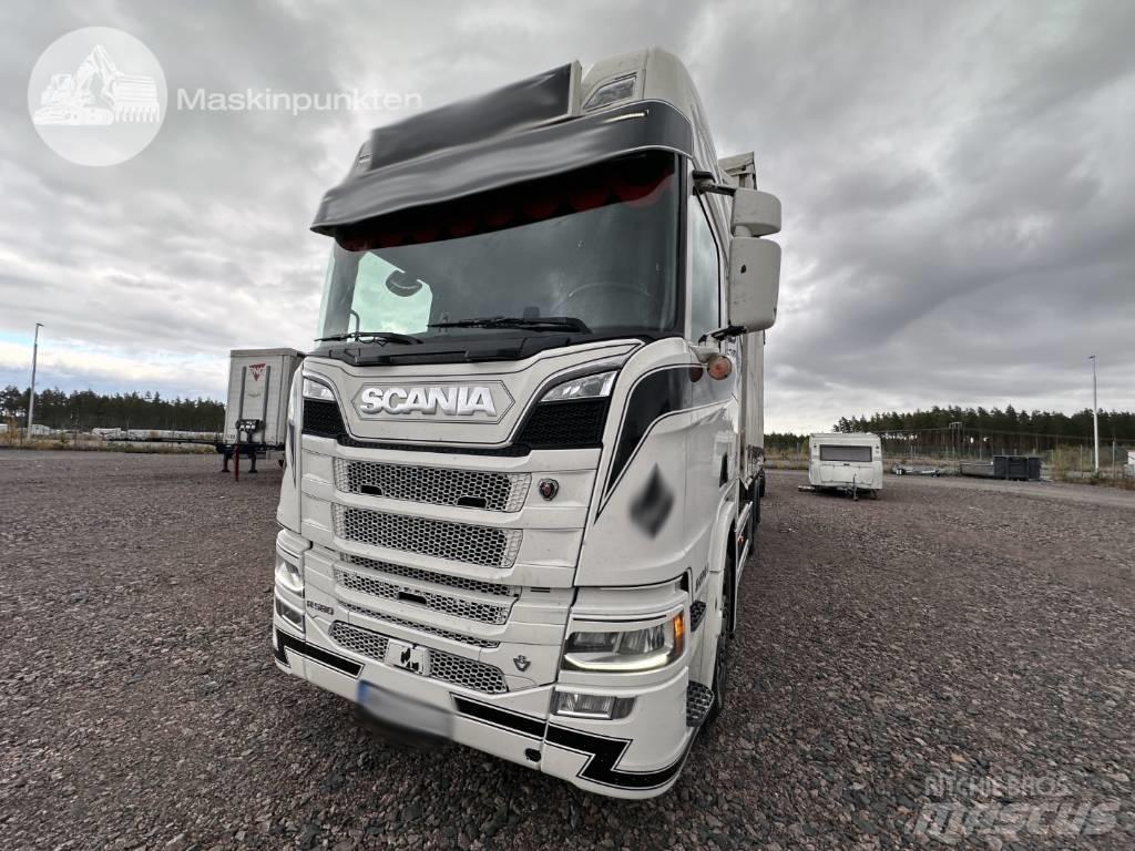Scania R 580 Φορτηγά για εμπορευματοκιβώτια