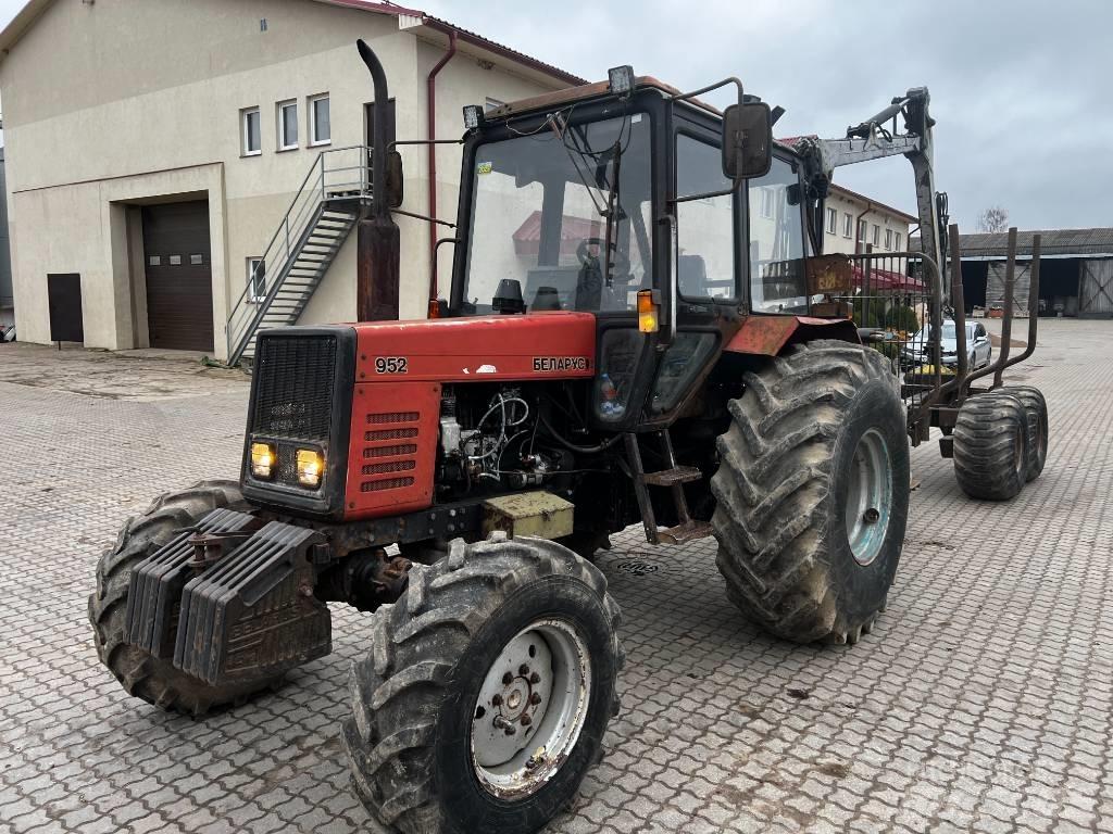 MTZ 952 Τρακτέρ δασοπονίας