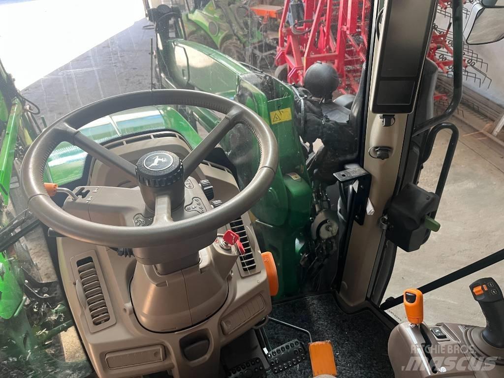 John Deere 6120 M Τρακτέρ