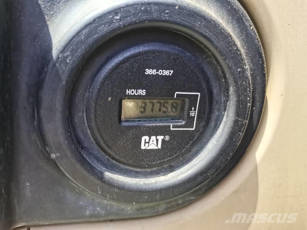 CAT 320 C L Εκσκαφείς με ερπύστριες