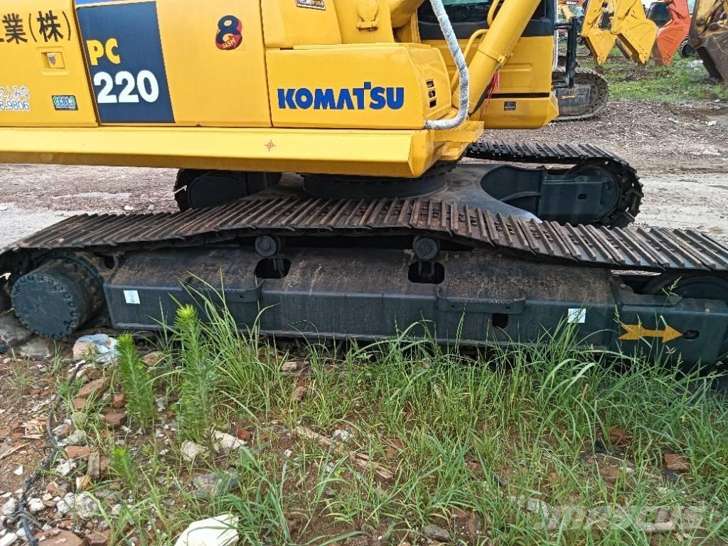 Komatsu PC 220-8 Εκσκαφείς με ερπύστριες