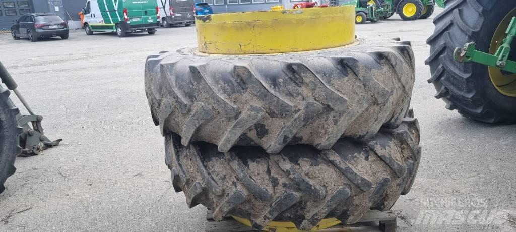 Taurus 16.9R38 Ελαστικά και ζάντες
