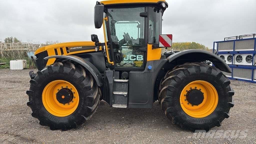 JCB Fastrac 4220 Τρακτέρ