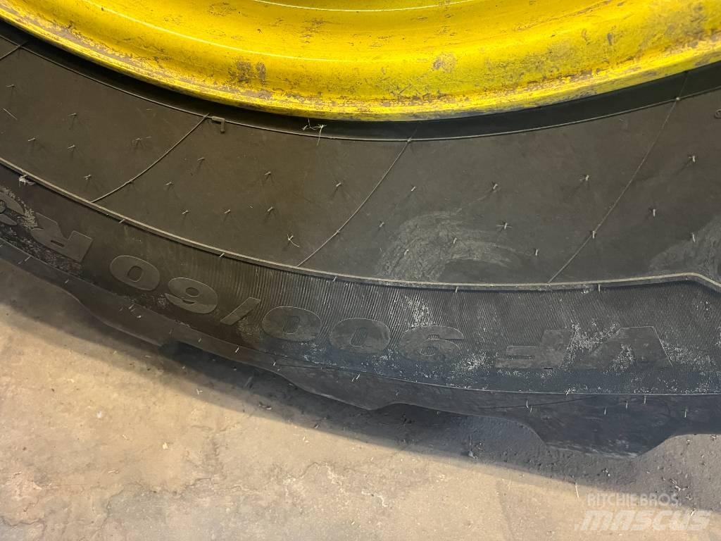 John Deere X9 1000 Θεριζοαλωνιστικές μηχανές