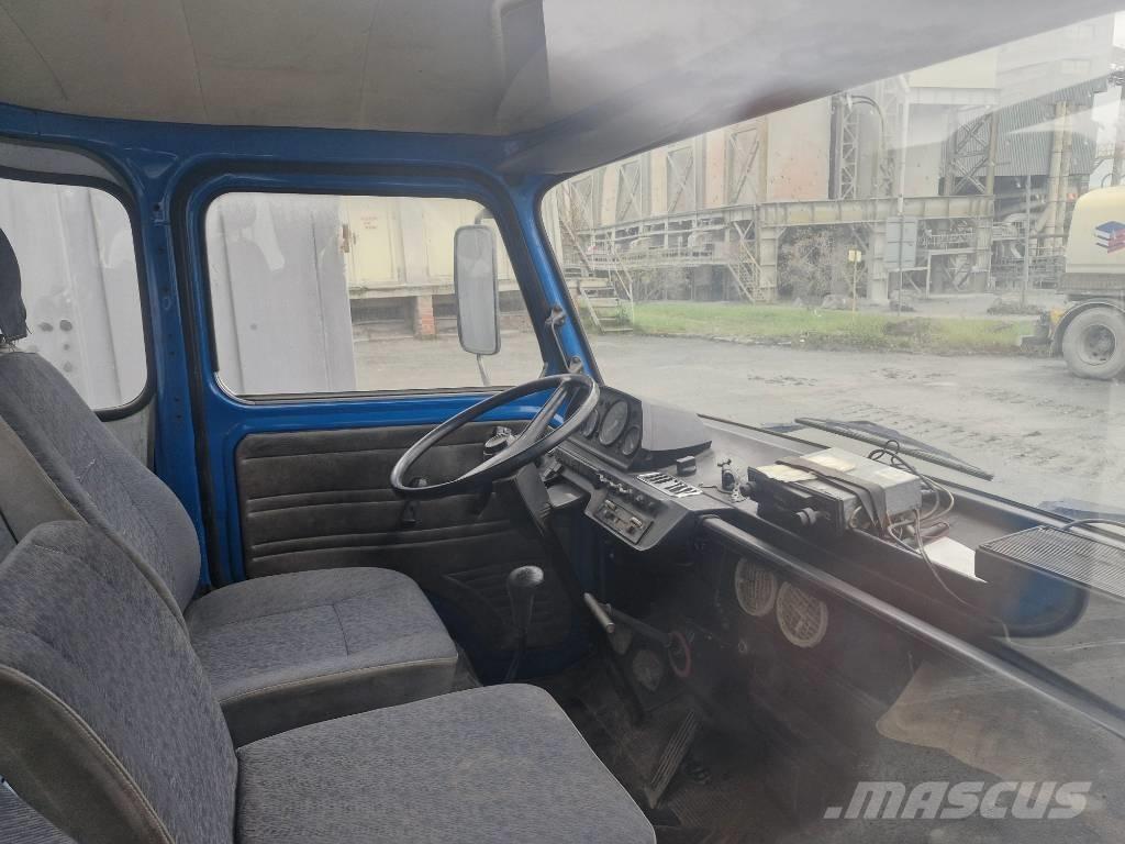 Avia 30N Φορτηγά Kαρότσα με ανοιγόμενα πλαϊνά