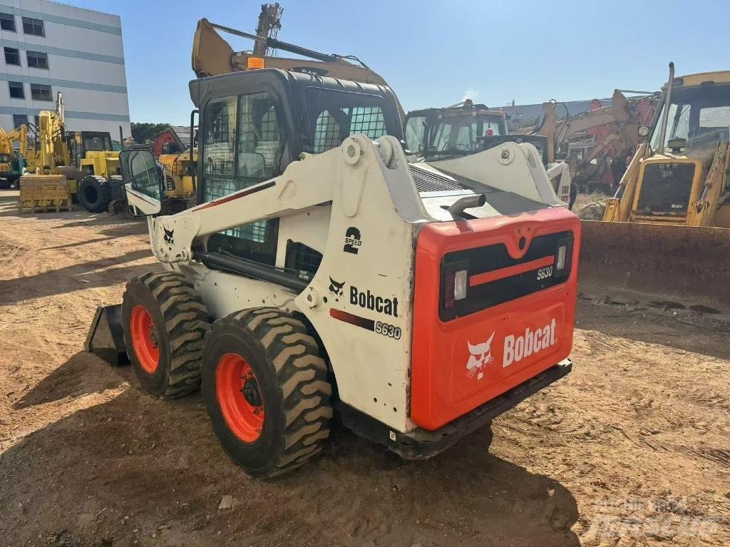 Bobcat S 630 Φορτωτάκια