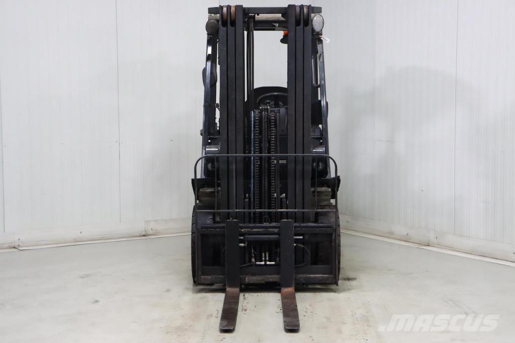 Nissan U1D2A20LQ Περονοφόρα ανυψωτικά κλαρκ με φυσικό αέριο LPG