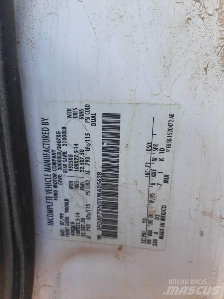 Ford F 750 Βυτία νερού