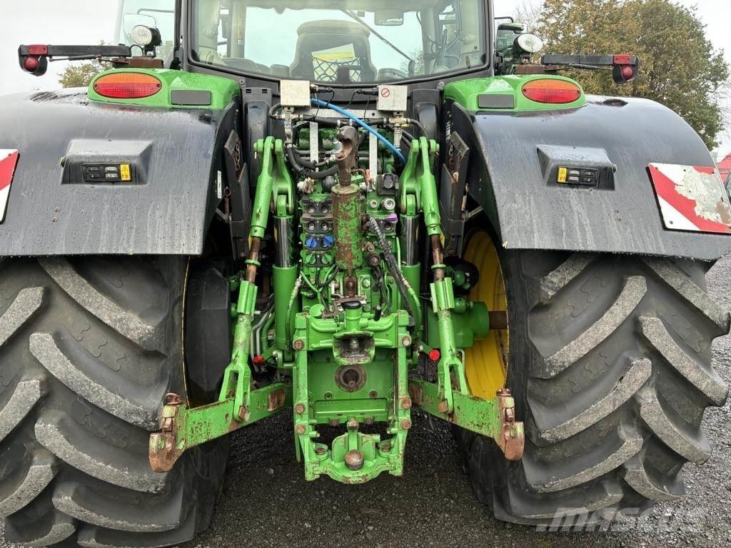 John Deere 6215R Τρακτέρ
