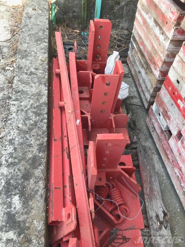 Alfa A971 Πυργογερανοί