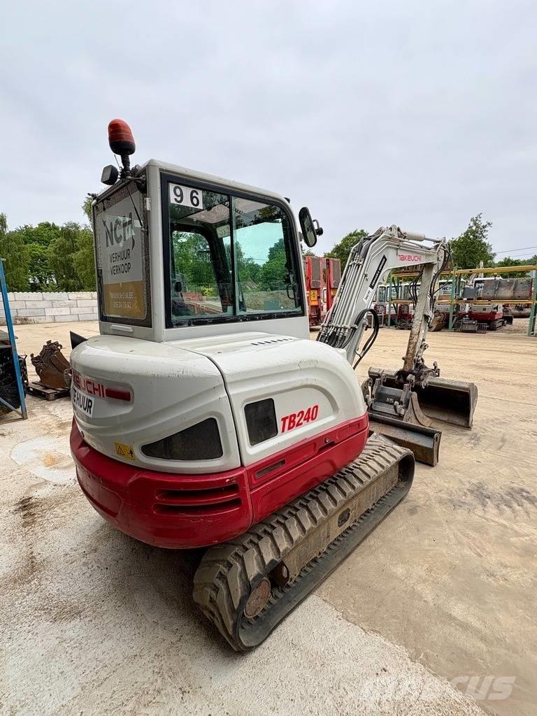 Takeuchi TB 240 Εκσκαφάκι (διαβολάκι) < 7t