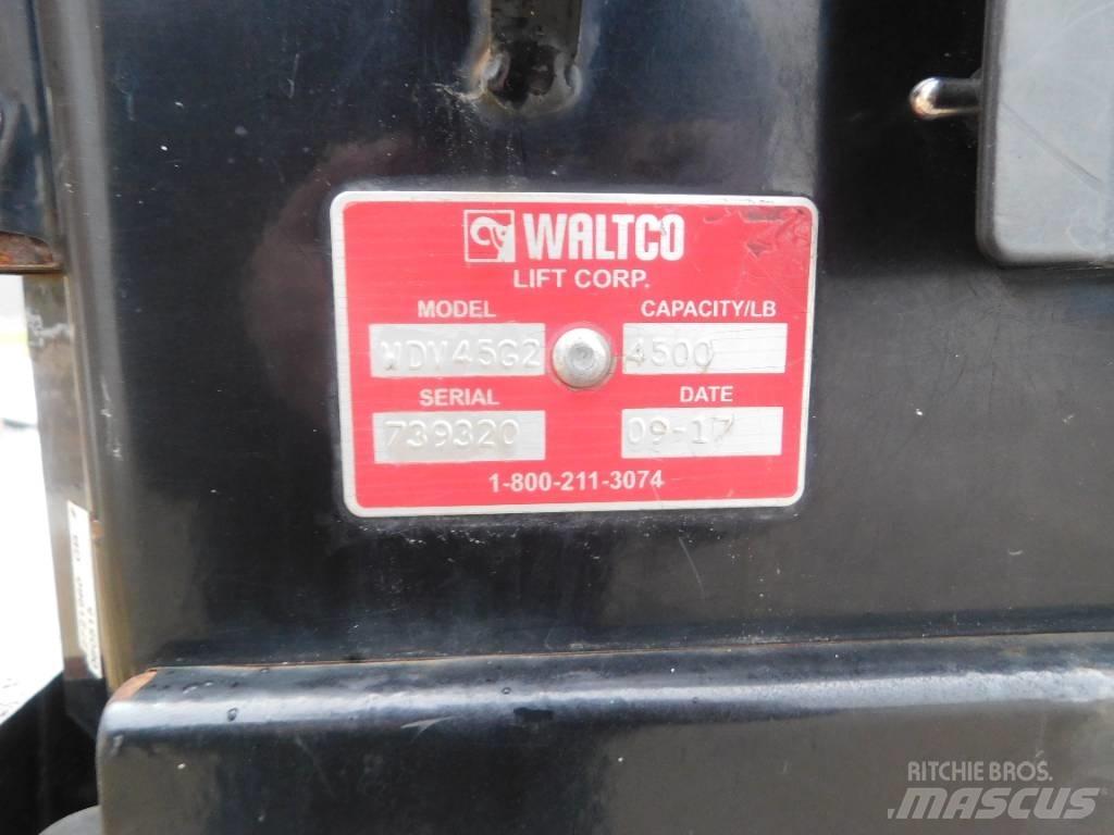 International 4300 Φορτηγά για εμπορευματοκιβώτια