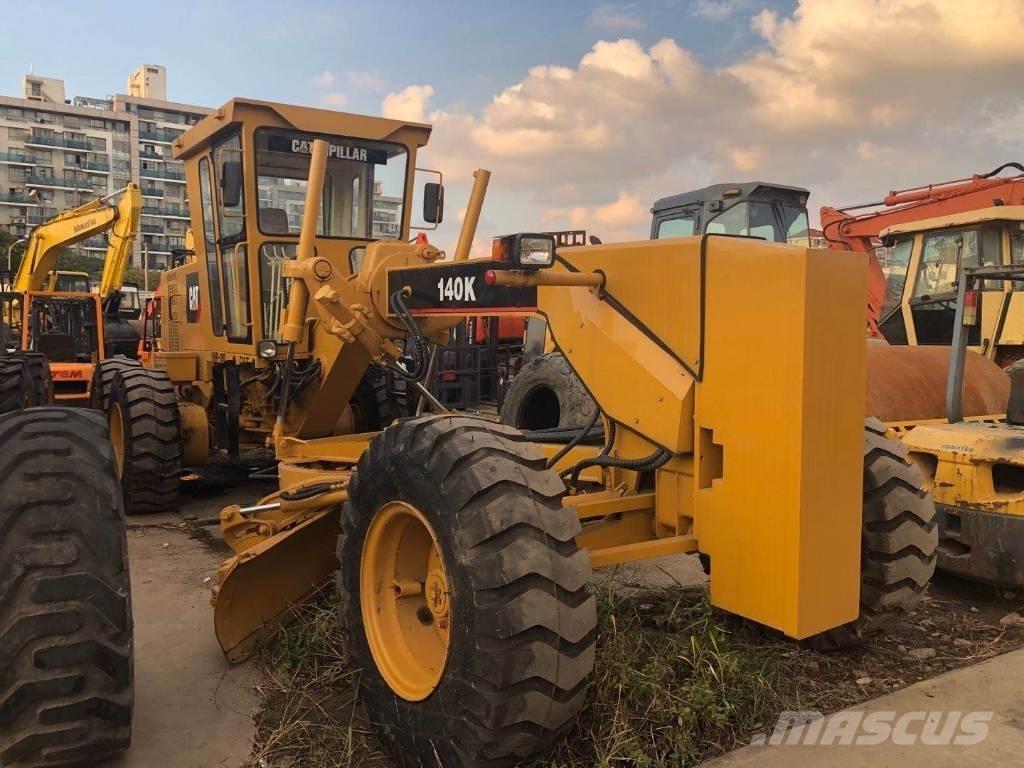 CAT 140 K Γκρέιντερς