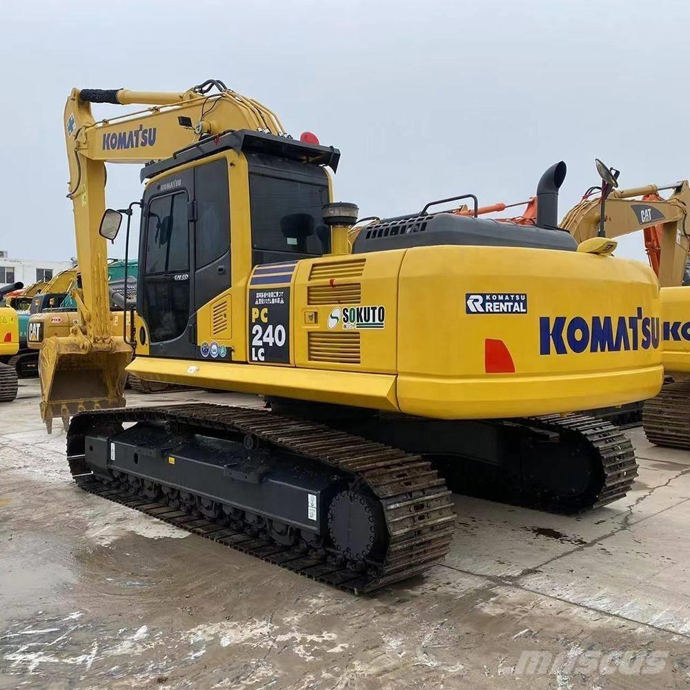 Komatsu PC 240 Εκσκαφείς με ερπύστριες