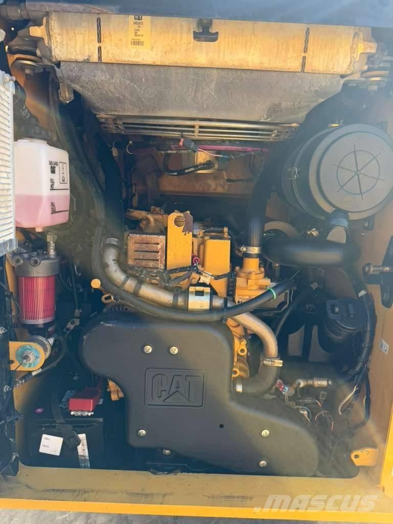 CAT 279 D3 Φορτωτάκια