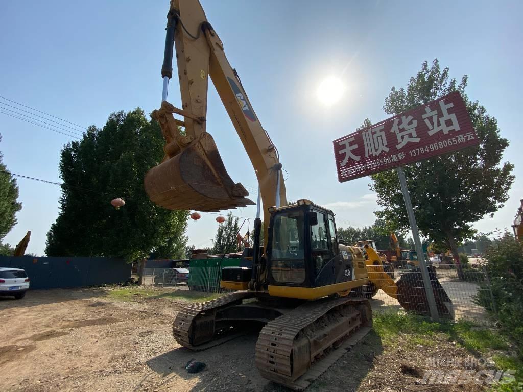 CAT 324D Εκσκαφείς με ερπύστριες