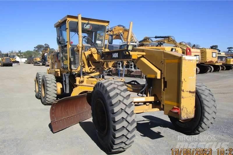 CAT 140K Γκρέιντερς
