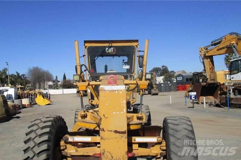 CAT 140K Γκρέιντερς
