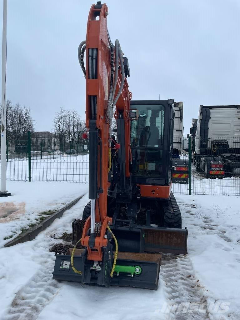 Hitachi ZX 38 U-6 Εκσκαφάκι (διαβολάκι) < 7t