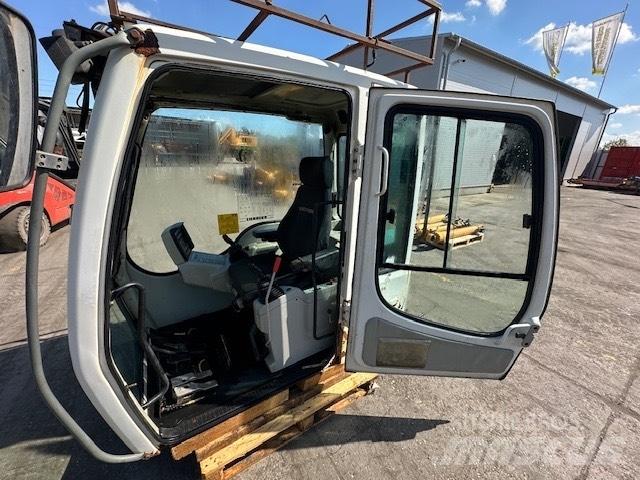 Liebherr R 914 C CAB Καμπίνες και εσωτερικό
