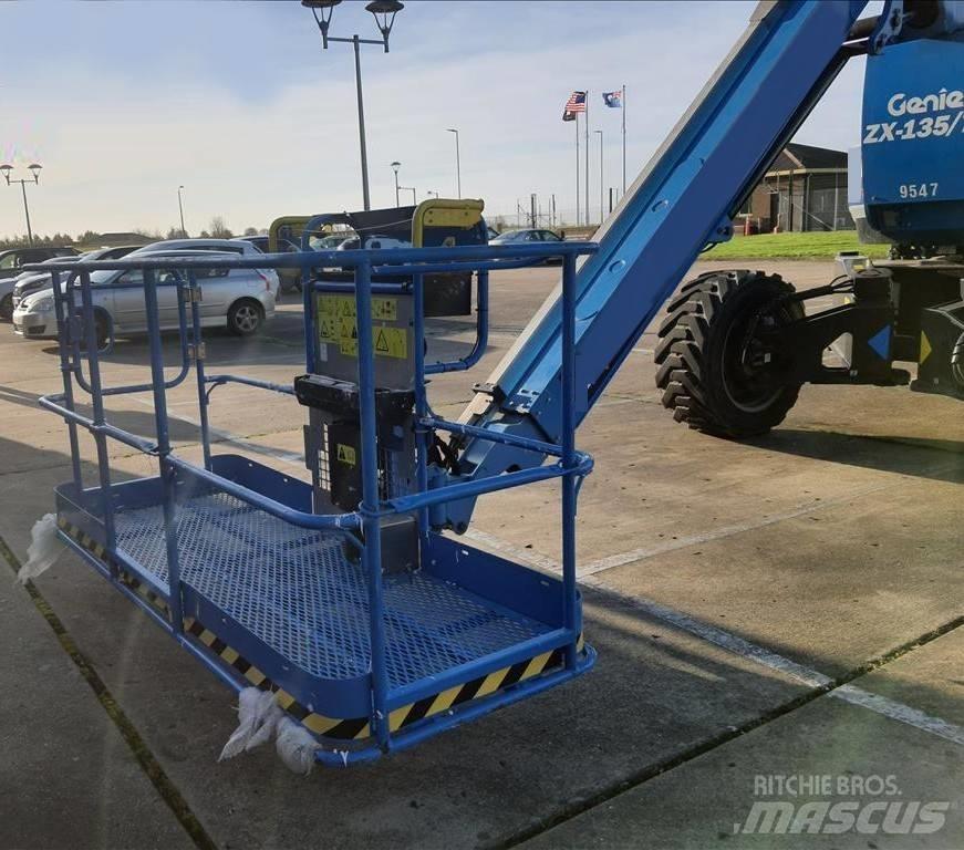 Genie ZX 135/70 Ανυψωτήρες με αρθρωτό βραχίονα