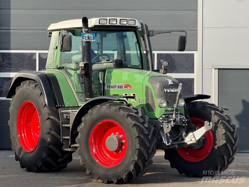 Fendt 820 Vario TMS Τρακτέρ