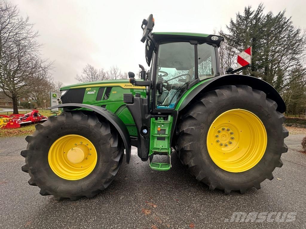 John Deere 6R195 Τρακτέρ