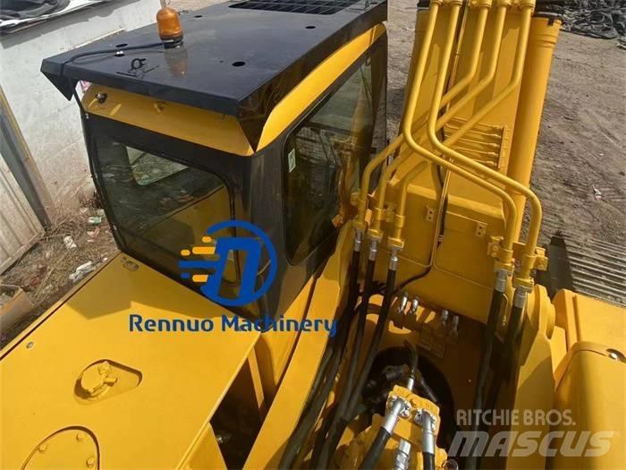 Komatsu 350-8 Εκσκαφείς με ερπύστριες