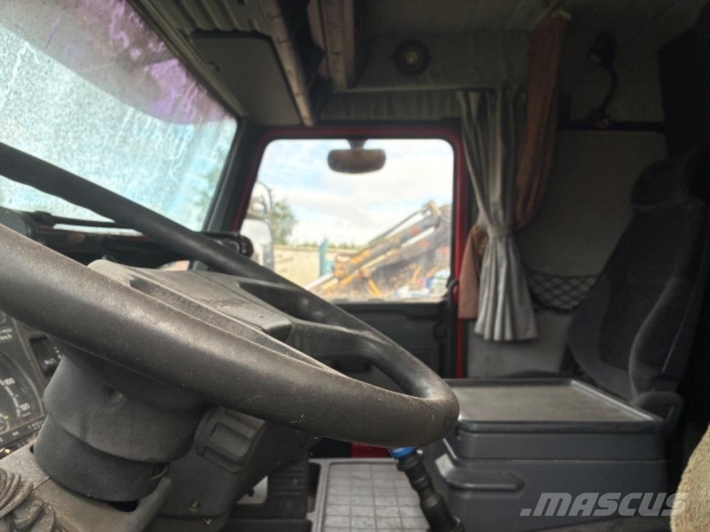 Scania R 143E Τράκτορες