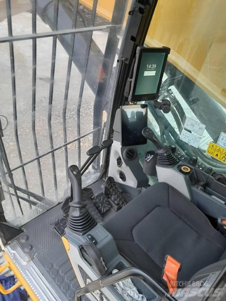 CAT 395 Εκσκαφείς με ερπύστριες