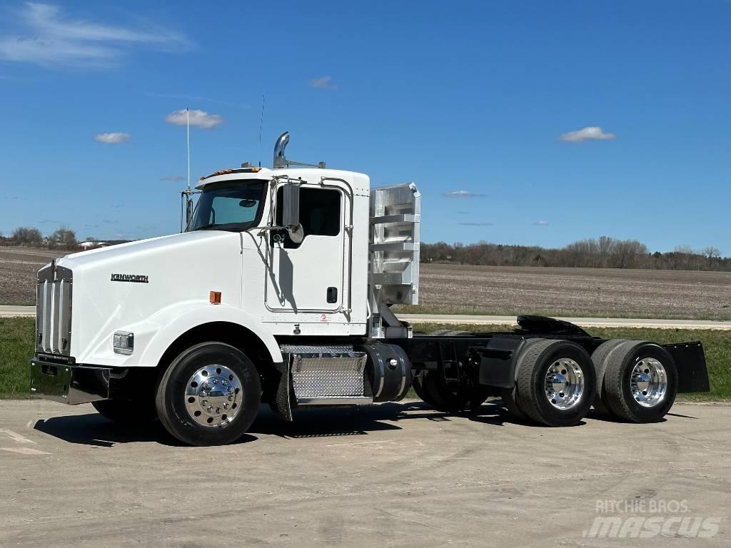 Kenworth T800 Τράκτορες