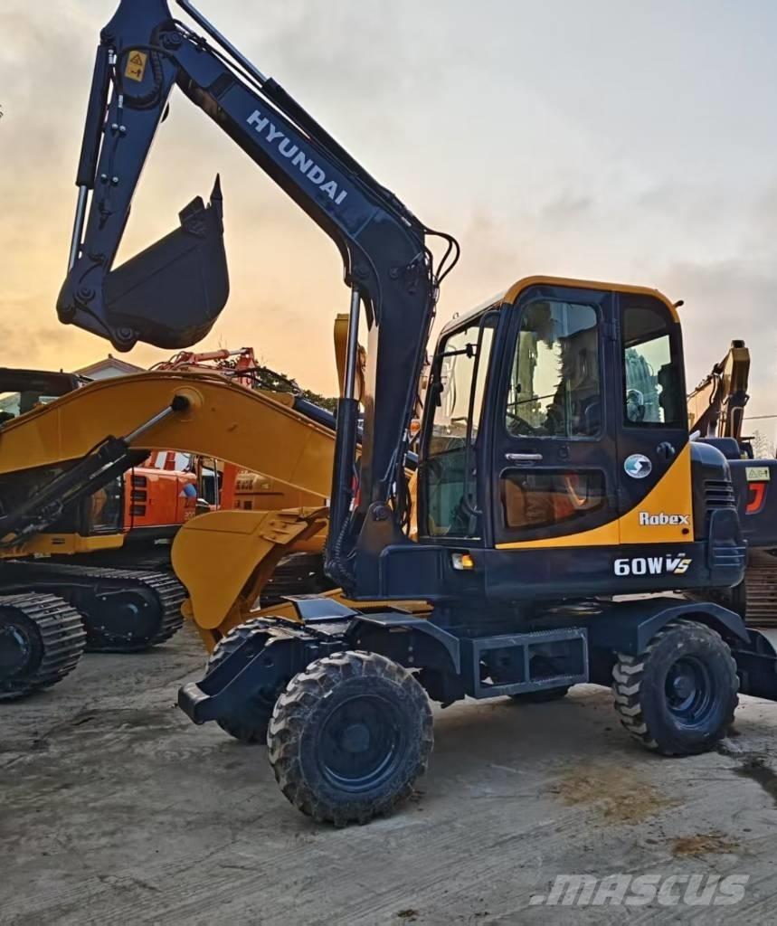 Hyundai R60W Εκσκαφείς με τροχούς - λάστιχα