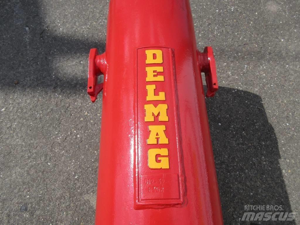 Delmag D12-32 Σφύρες με ντίζελ