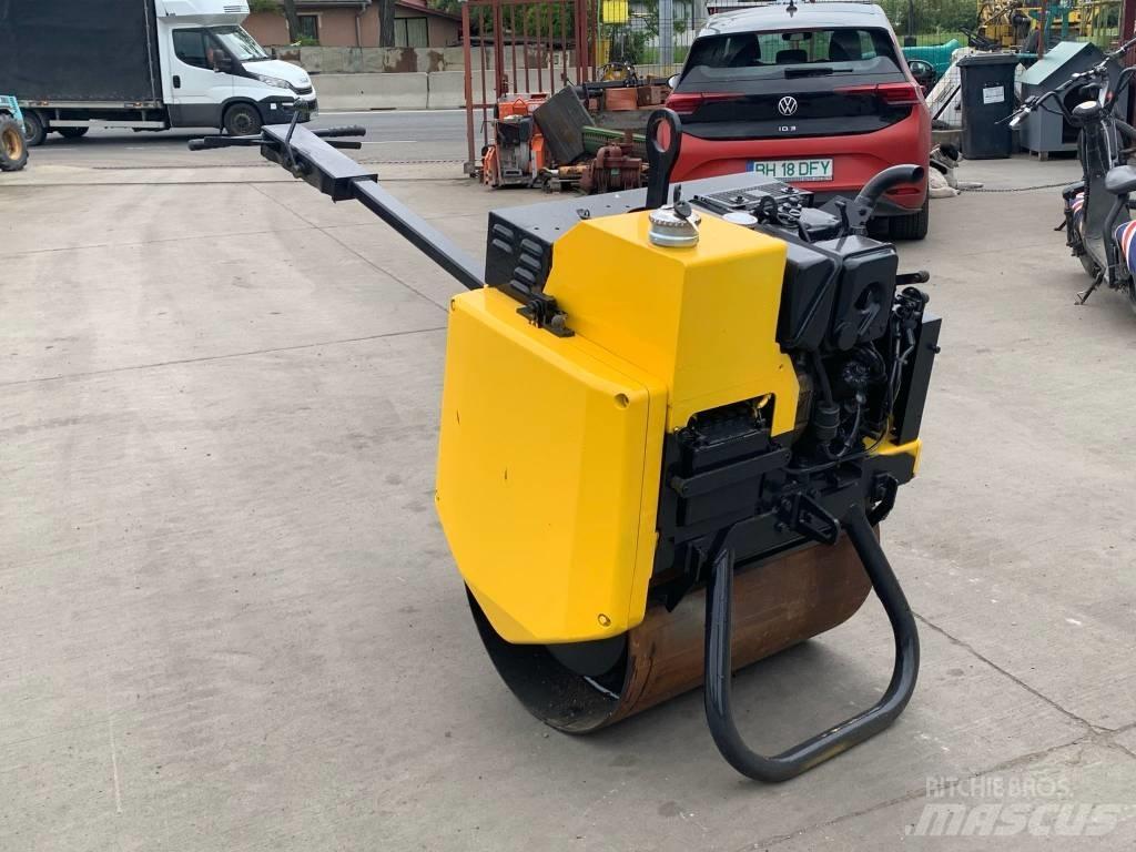 Mecalac MBR 71 Ρυμουλκούμενοι οδοστρωτήρες με δόνηση