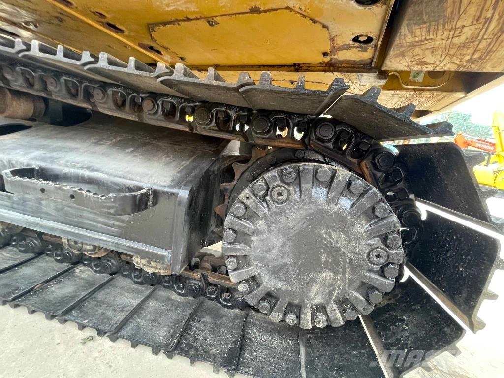 CAT 323 D Εκσκαφείς με ερπύστριες