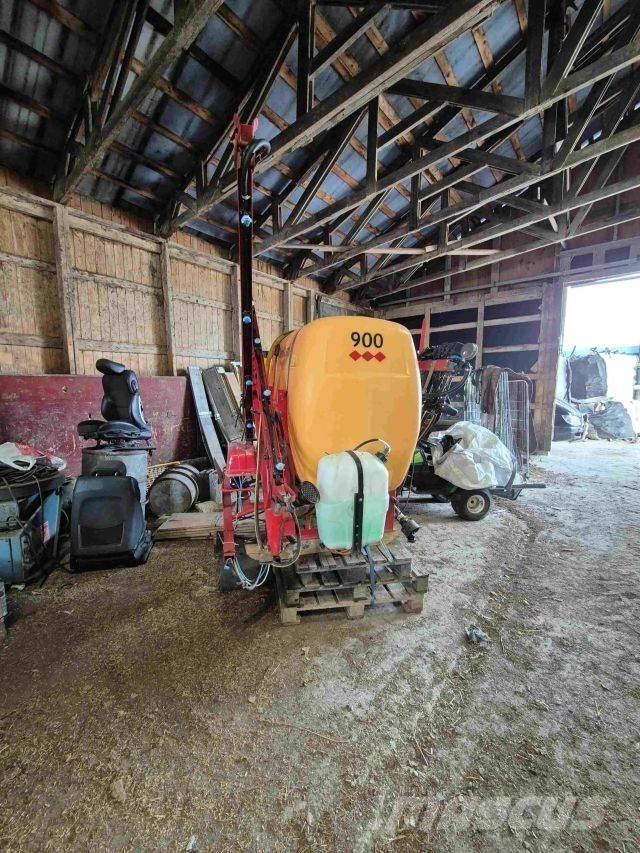 Junkkari 900L Ρυμουλκούμενα ψεκαστικά