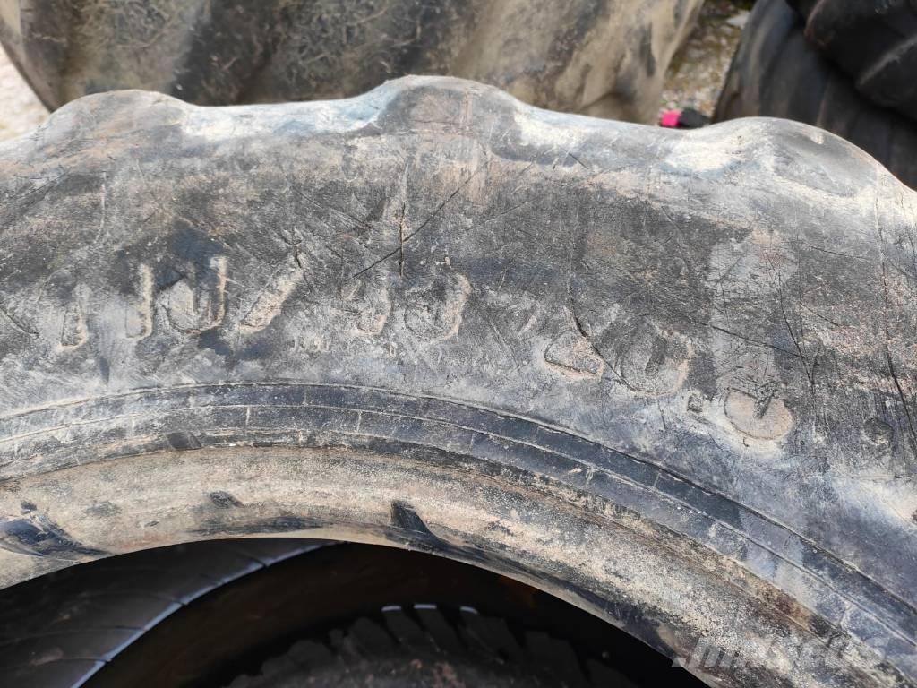 Nokian 710/45-26.5 Ελαστικά και ζάντες