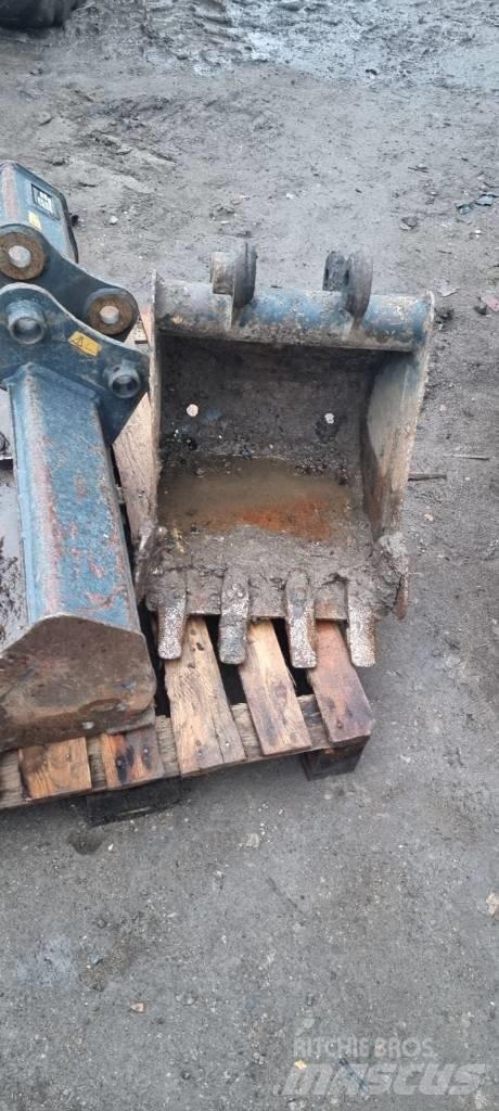 Hyundai R25Z-9AK Εκσκαφάκι (διαβολάκι) < 7t
