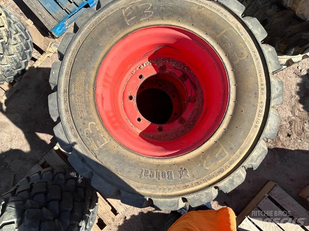 Bobcat 12x16.5 Tires Ελαστικά και ζάντες