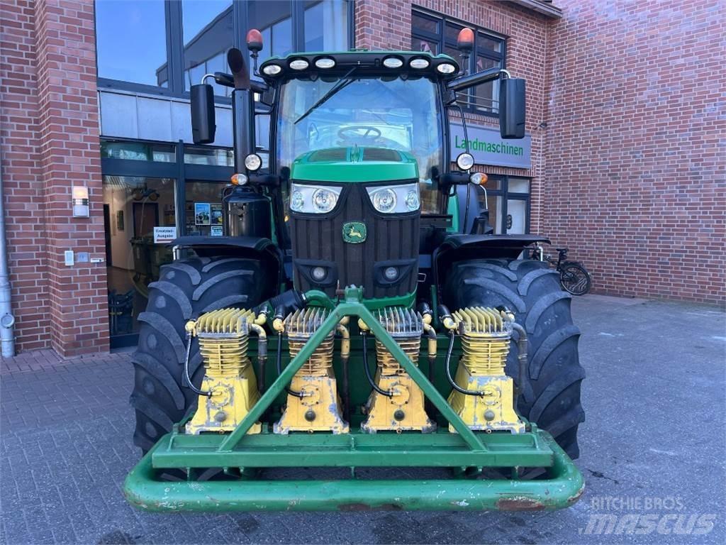 John Deere 6215R Τρακτέρ