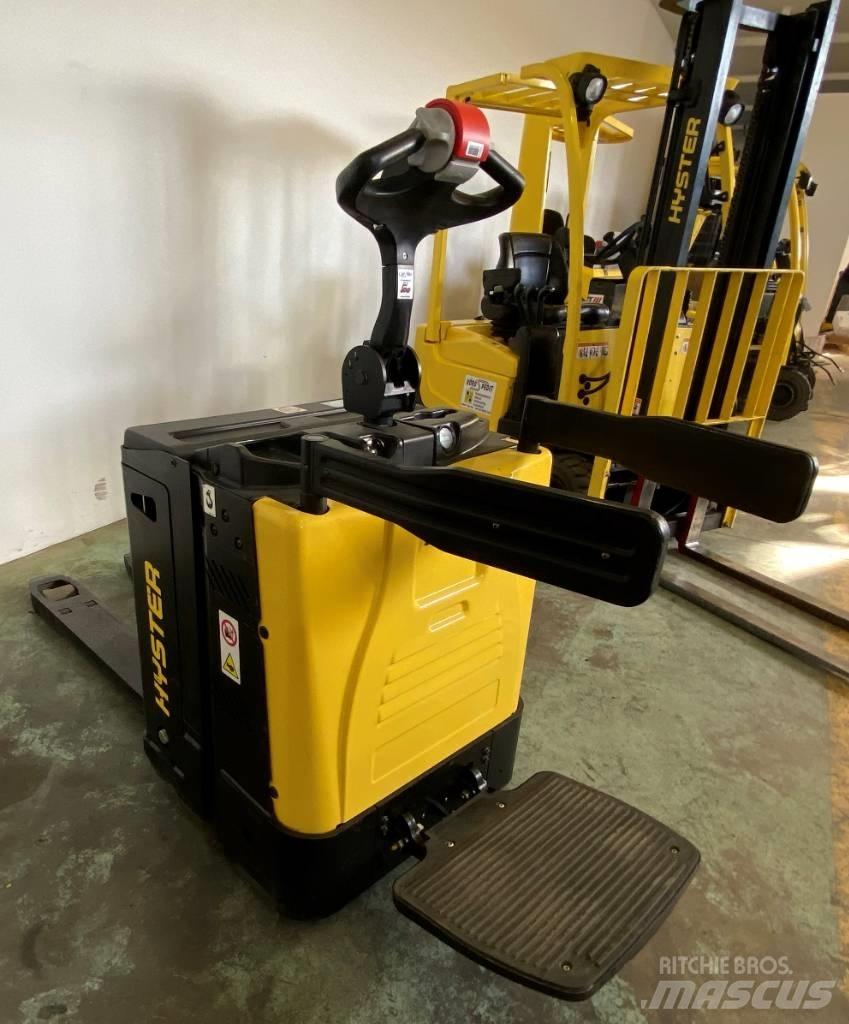 Hyster P2.0S FBW Παλετοφόρα πεζού χειριστή με ιστό