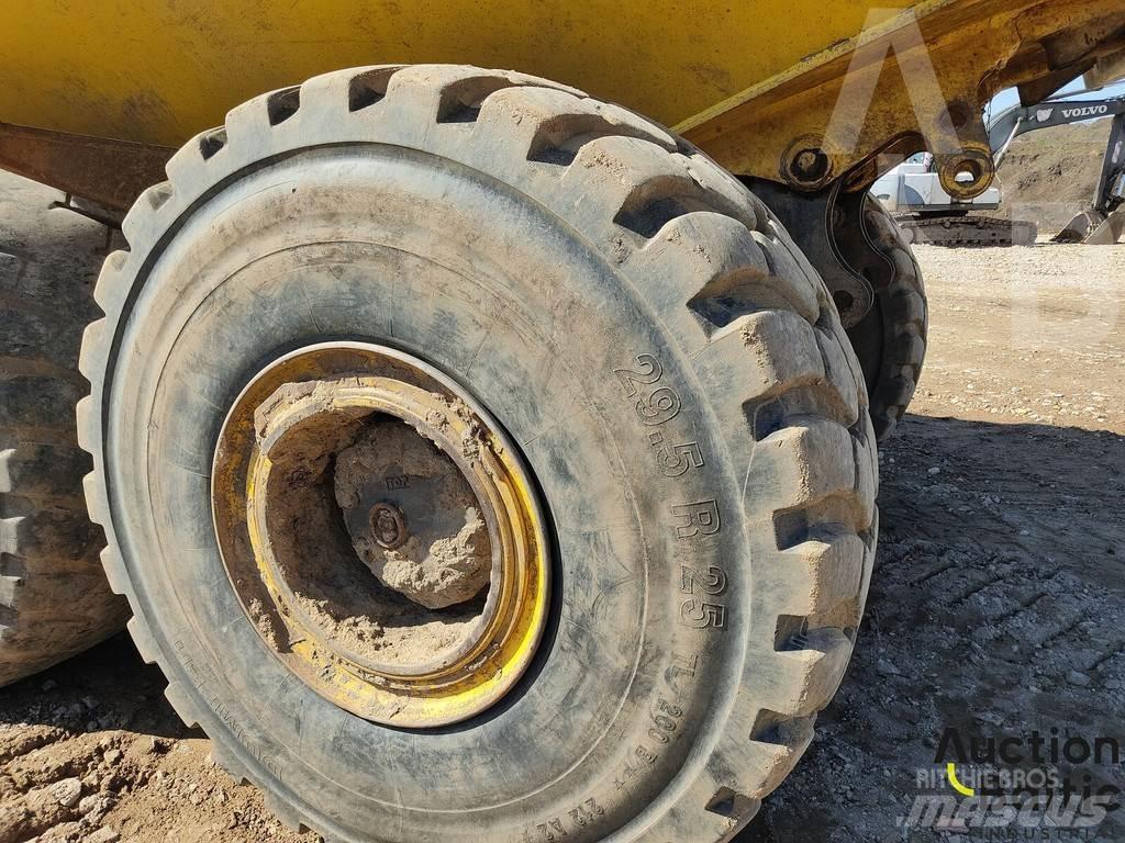 Komatsu HM400 Σπαστό Dump Truck ADT