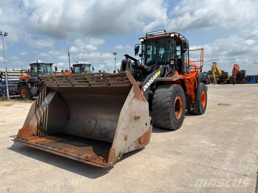 Doosan DL 300-5 Φορτωτές με λάστιχα (Τροχοφόροι)