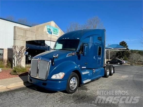 Kenworth T680 Τράκτορες