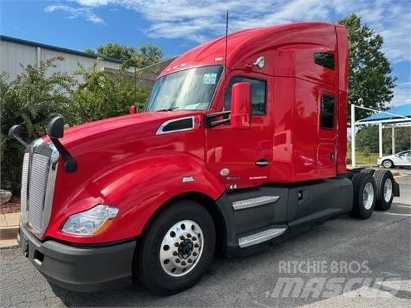Kenworth T680 Τράκτορες
