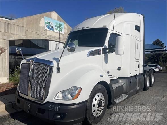Kenworth T680 Τράκτορες